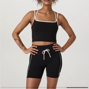 Vuori Sports Bra in Black
